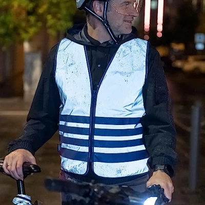 Image de ABUS gilet de sécurité Lumino Urban Vest entièrement réfléchissant pour une meilleure visibilité nuit adultes avec fermeture éclair taille L
