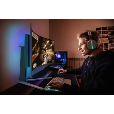 Image de Philips Evnia 49M2C8900L Moniteur de Jeu incurvé DQHD OLED 49 Pouces, 144 Hertz, 0,03 ms GtG, HDR400, Ambiglow, FreeSync Prem. Pro (5120 x 1440, HDMI 2.1, DisplayPort 1.4, USB C, hub USB) Blanc