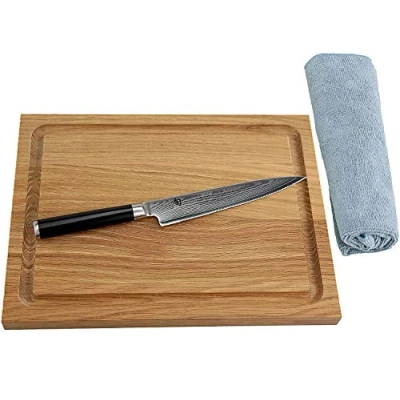 Image de Kai Shun DM 0722 Couteau à tomates tranchant ondulé japonais Lame 15 cm + Planche découper en chêne massif 30 x 22