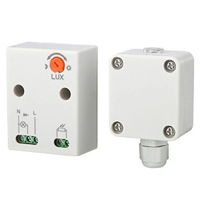 Image de Interrupteur crépusculaire Maclean Energy MCE35 extérieur 3450W 360