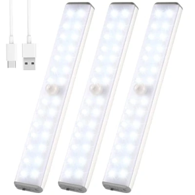 Image de Lampe Placard 28LED avec détecteur de mouvements Crochet et Adhésives Bande Magnétique fonction Rechargeable par USB pour Escalier Armoire Entrée, Lumière blanche Leds Interieur PIR