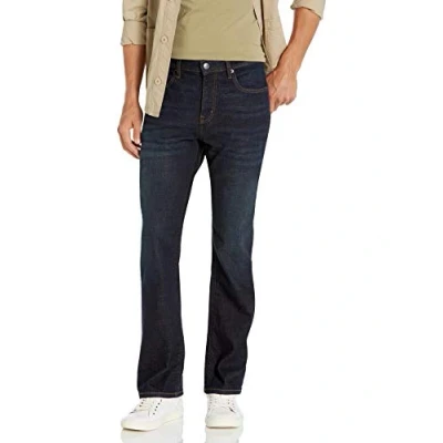 Image de Amazon Essentials Jean Bootcut à Coupe Droite Homme, Indigo Foncé Tie Dye, 33W / 34L