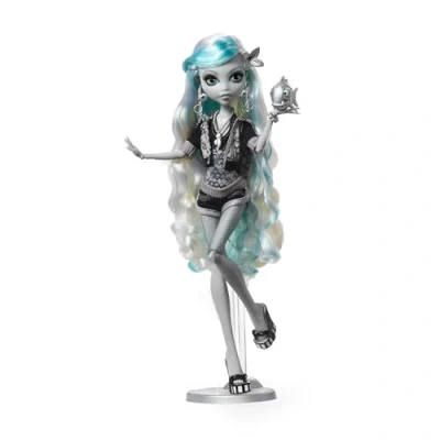 Image de Monster High Drame au Cinéma poupée Lagoona Blue, de collection en noir et blanc avec mini affiche film grandeur nature, thème films d’horreur, jouets cadeaux, HKN30