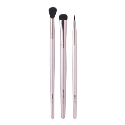 Image de e.l.f. No Budge Brush Trio Lot de 3 pinceaux pour fard à paupières appliquer et estomper les couleurs, fabriqués avec des poils synthétiques sans cruauté envers animaux