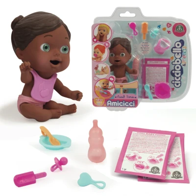 Image de Cicciobello Amicicci, Bébé avec Set Repas et Accessoires, Modèle Fille Afro Style, Jouet pour Enfants dès 3 Ans, GIOCHI PREZIOSI, CC0223