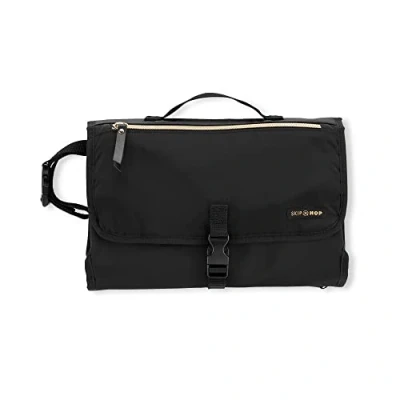 Image de Skip Hop Sac à Langer Bébé Envi Luxe Pronto avec Matelas Zippé Nettoyable Grande Poche en Filet pour Couches, Crèmes Tissu Léger et Robuste Tapis PET 100 % recyclé