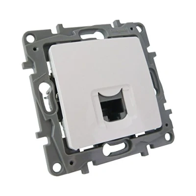 Image de Legrand Niloe 764571 2918 Prise réseau RJ45 Keystone Cat 5 UTP blanc