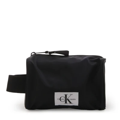 Image de Calvin Klein Jeans Essentials W Trousse de toilette, Taille: One Size, Black