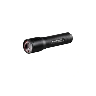 Image de Lampe de poche LED Ledlenser P7R, 1000 lumens, rechargeable batterie lithium 18650, portée 210m, autonomie max. 40h, inc. système charge aimanté et support mural, lumière flash