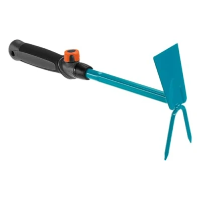 Image de Serfouette à fleurs Combisystem de Gardena : double binette 2 dents pour ameublir le sol, largeur travail 6 cm, forme pointue, poignée ergonomique, protection contre la corrosion (8911 20)