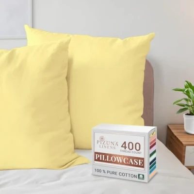 Image de Pizuna Coton Peigné Set de 2 Taies d&#039;oreiller 65x65 cm Jaune Doux, 100% Longue Tige 400 Fils Armure Satin en avec Rabat 20cm (Taies Pièces)