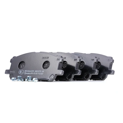 Image de BREMBO P 83 067 Jeu de plaquettes frein avec indicateur d&#039;usure sans accessoires LEXUS: RX II