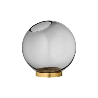 Image de AYTM Vase Globe, Ø 17 cm, gris fumé / or, verre, acier inoxydable