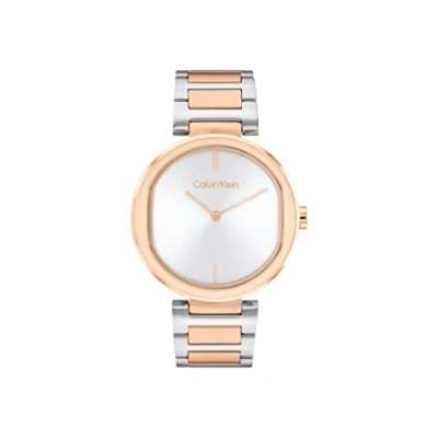 Image de Calvin Klein Montre Analogique à Quartz pour Femme avec Bracelet en Acier Inoxydable Deux Coloris 25200251