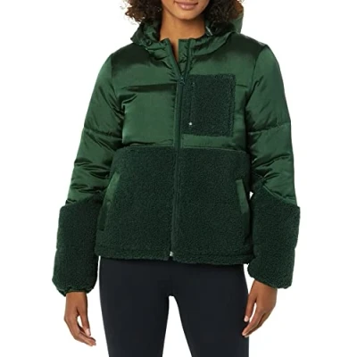 Image de Amazon Essentials Veste Doudoune Sherpa Femme, Vert Foncé Brillant, XS