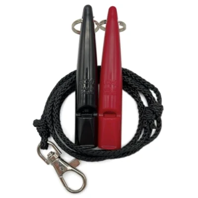 Image de ACME sifflet pour chien n 211,5 avec bande de En lot 2 sifflets bandes Idéal le rappel Fort et longue portée (noir + rouge carmin)