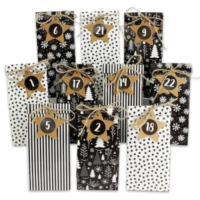 Image de Calendrier de l&#039;Avent DIY à remplir 24 sacs cadeaux imprimés et autocollants pinces numéros motif noir blanc pour bricoler offrir Noël