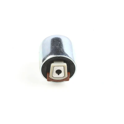 Image de SKF VKDS 331076 Silent Bloc De Triangle Support hydraulique AUDI: Q5, A5 B8 Coupe, A4 Avant
