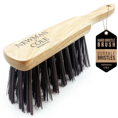 Image de Newman and Cole Brosses à main en bois naturel Choisissez entre une brosse poils durs rigides ou douce avec naturels synthétiques (1 durs)