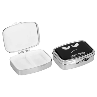 Image de kwmobile 2X Boîte à pilules 2 Compartiments Mini Boite comprimés compartimentée Pilulier Portable pour médicament Bureau Voyage Blanc Noir