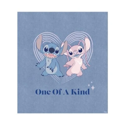 Image de Komar Tableau mural Stitch One of a Kind Dimensions : 30 x 40 cm Disney Impression d&#039;art Poster pour chambre d&#039;enfant