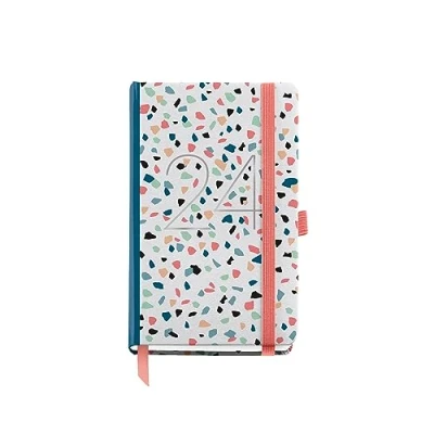 Image de Miquelrius Agenda annuel 2024, Jour Page, Taille Passport 90 x 140 mm, Couverture rigide, Reliure cousue, Fermeture avec caoutchouc, Catalan, Anglais et Portugais, Terrazo Stamping Argent