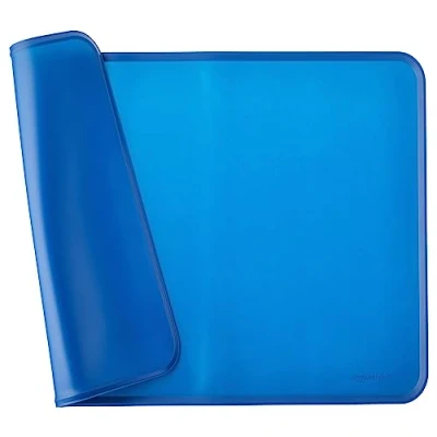 Image de Amazon Basics Tapis de gamelle en silicone étanche pour animaux compagnie 61 x 41 cm, Bleu, Unique