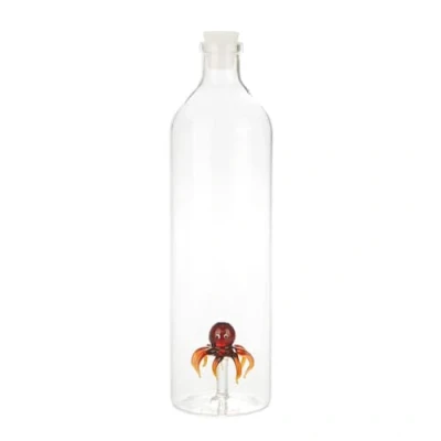 Image de Balvi Carafe à Eau en Verre Atlantis Octopus. Il y a Une Pieuvre coloré l&#039;intérieur. Ave