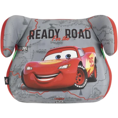 Image de Disney Cars Réhausseur voiture enfant i Size ECE R129. siège pour la sécurité des enfants d&#039;une hauteur de 125 à 150 cm. auto avec graphisme du sur fond gris.
