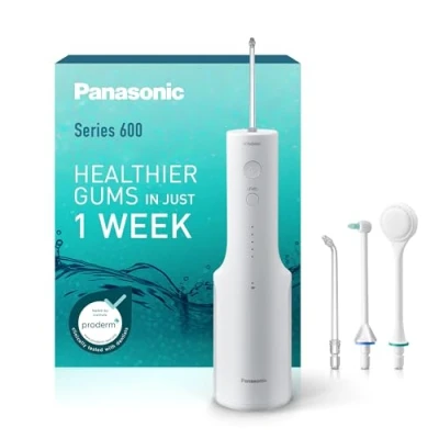 Image de Panasonic Serie 600 Hydropulseur Dentaire Ultrasonique EW DJ67 W303, Irrigateur Oral, 200ml, IPX7, 2 Embouts Standard, 1 Embout Orthodontique et pour la Langue, 5 Réglages de Pression, Blanc