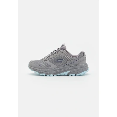 Image de Skechers Femme Go Run Trail Altitude 2.0 Ravine Basket, Gris, 38.5 EU