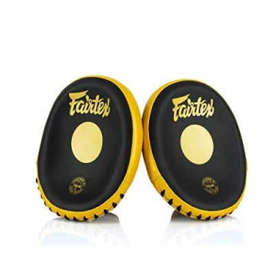 Image de Fairtex FMV15 Mitaines de boxe thaïlandaise en cuir synthétique qualité supérieure Microfibre légère et durable Design incurvé pour plus précision, absorbant les chocs précision améliorée