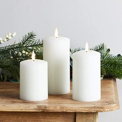 Image de Lights4fun Lot de 3 Bougies Piliers TruGlow® en Cire Blanche à LED Blanc Chaud Piles pour Intérieur