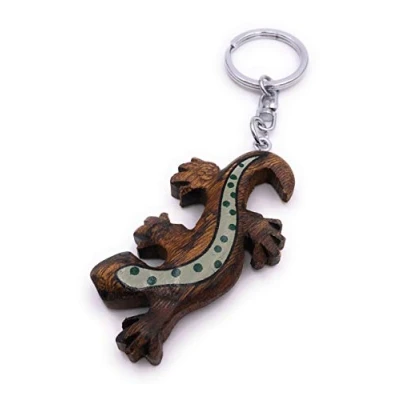 Image de H Customs lézard gecko bois noble pendentif trousseau à la main