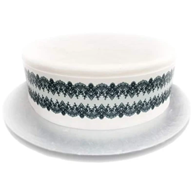 Image de Top That Feuille de décoration comestible noire effet dentelle Parfait pour les grands gâteaux Facile à utiliser