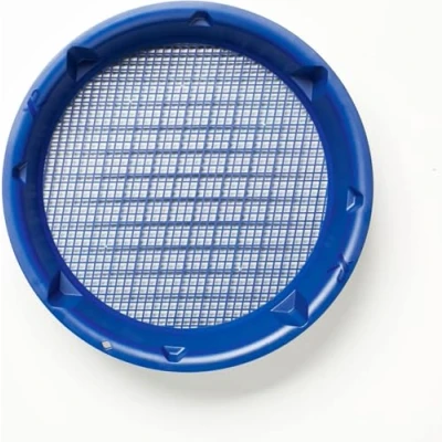 Image de XP Metal Detectors Tamis avec Mailles de 5mm diamètre 40cm Un Design Unique et Une Couleur Bleue pour Contraste Optimal l&#039;or (GP CLASSIFIER 3705)