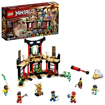 Image de LEGO 71735 Ninjago Le Tournoi des Éléments, Ensemble de Construction Temple avec Arène Combat et Figurine Ninja Lloyd en Or à Collectionner