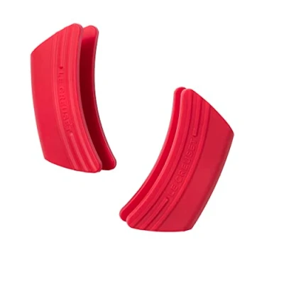 Image de Le Creuset Silicone Set of 2 Pot Holders Cherry Red 12 x 6 cm