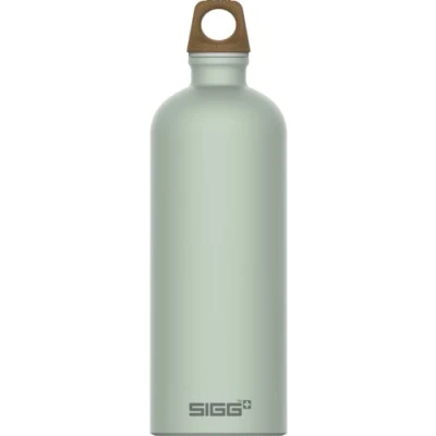 Image de SIGG Gourde Aluminium Traveller MyPlanet Certifiée Neutre En CO2 Convient Aux Boissons Gazeuses Étanche &amp; Légère Sans BPA 0,6L / 1L