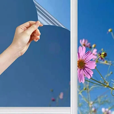 Image de Film Miroir Autocollant, Protection Solaire, fenêtre, Brise Vue réfléchissant pour fenêtre Thermique 99% UV teinté (Argento, 75 x 400 cm)