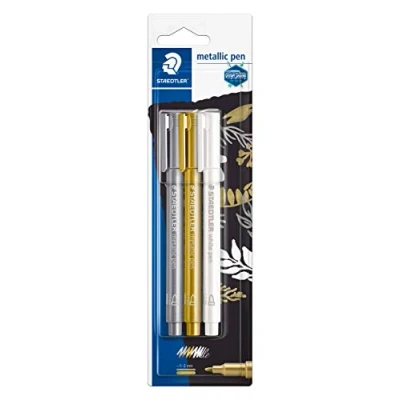 Image de Staedtler Metallic Marker, Feutres à Encre métallique pour loisirs créatifs et écriture stylisée, pigmentée base d&#039;eau, Largeur de trait 1 2 mm, Étui blister avec 3 couleurs, 8323 S BK3