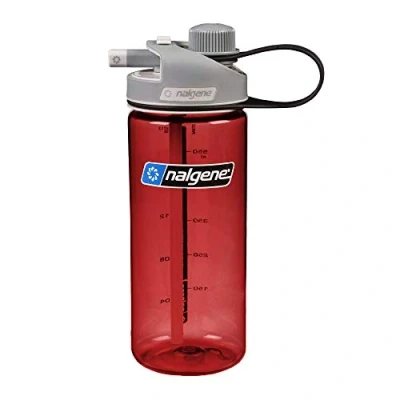 Image de Nalgene Sustain Tritan Bouteille d&#039;eau multidrink sans BPA fabriquée avec des matériaux dérivés de 50% déchets plastiques, 591 ml, rouge