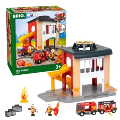 Image de Brio World 33833 Caserne de Pompiers Accessoire pour circuit train en bois 2 niveaux Véhicule inclus Jouet garçons et filles dès 3 ans
