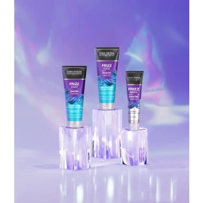Image de JOHN FRIEDA Coffret routine capillaire Boucles Couture Shampooing + Soin Demelant Creme pour cheveux bouclés