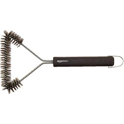 Image de Amazon Basics Brosse de nettoyage triangulaire pour grille barbecue 30,5 cm, Noir