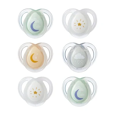 Image de Tommee Tippee Lot de 6 tétines phosphorescentes nuit 0 à mois avec pochette symétrique en silicone