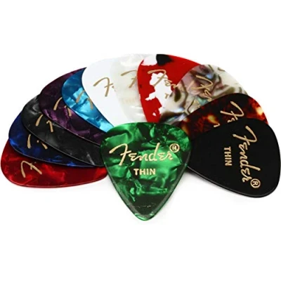 Image de Fender 351, Plettri in Celluloide per Chitarra e Basso, Colori vari, da 12 pezzi