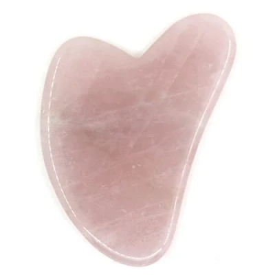 Image de Sun &amp; Sia Gua Sha en Pierre Naturelle Quartz Rose (+Housse) Massage Visage et Corps pour Rafraîchir le Teint, Traiter les Poches Cernes, Stimuler la Circulation Peau plus Ferme Élastique