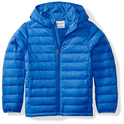 Image de Amazon Essentials Doudoune à Capuche Légère Compacte et Résistante L’Eau Garçon, Bleu, 10 Ans