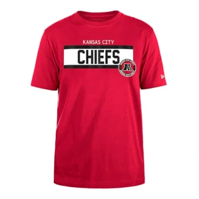 Image de KANSAS CITY CHIEFS New Era Cap NFL T Shirt régulier Haute densité Encre sérigraphiée sur Le Devant Graphique Original Couleur équipe Unisexe Rouge